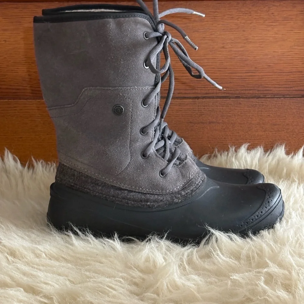 The North Face Gray Shellista IV Roll Down Fleece-Lined Waterproof Winter Boots